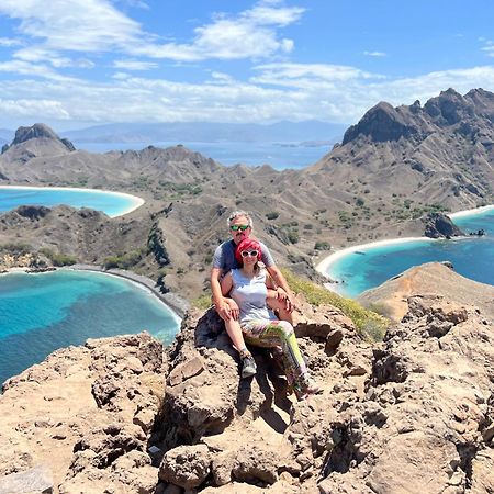 Jhuna Komodo Homestay Extérieur photo