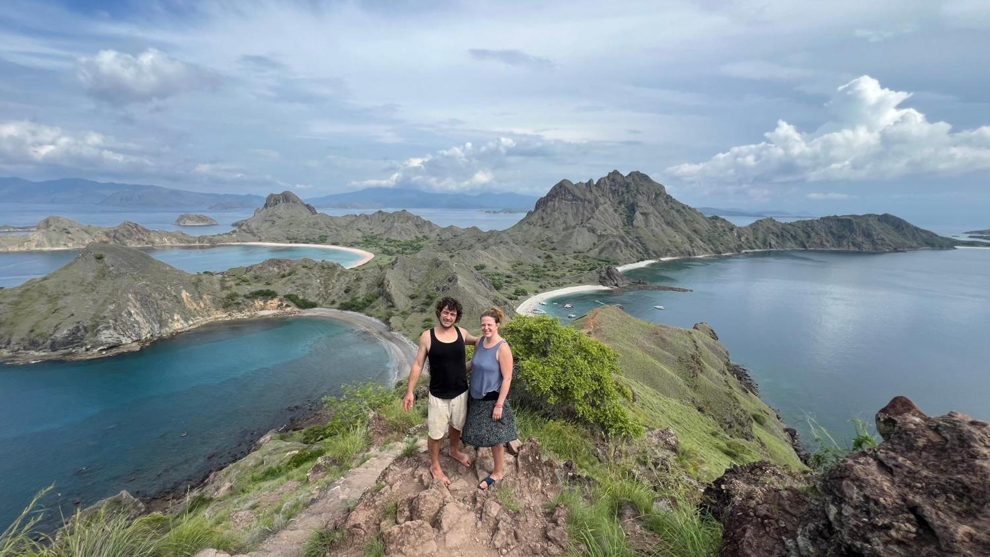 Jhuna Komodo Homestay Extérieur photo